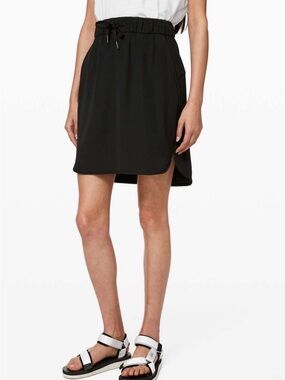 Lululemon On the Fly Skirt